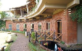Bamboo And Bricks Resort, Panshet